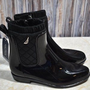 Nautica Black Quilted Sherlyn Rain Boots Sz 9